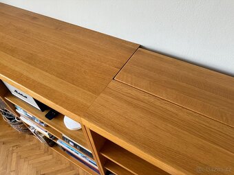 Dubová policová skříň na míru vyrobená PRAHA - 6