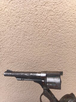 Stará dětská pistol na kapsle(revolver). - 6