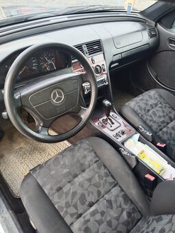 Prodám Mercedes 200cdi - 6