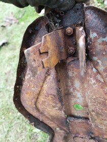 Jawa/CZ Plechy Sedla Kyvačka 2x plech - 6