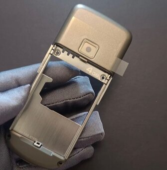 Nokia 8800 Carbon Arte středový kryt - 6