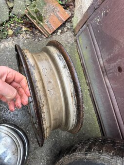 Puklice skoda 155/80 R14 - 6