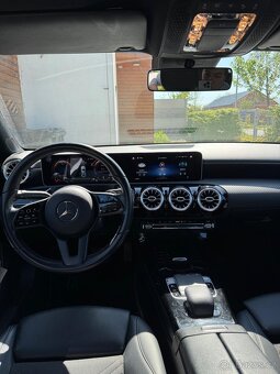 Mercedes Benz A 180 d , sedan - 6