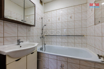 Pronájem bytu 2+1, 56 m², Chodov, ul. Revoluční - 6