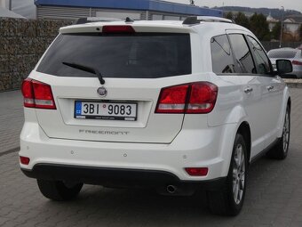 Fiat Freemont 2.0 MJT, alu 19, kůže - 6