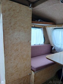 Karavan Polak N 126 - 6