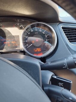 Peugeot 5008 - 6