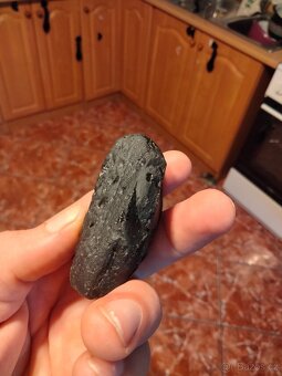 Vltavín 76g prodám, nebo vyměním za moto - 6