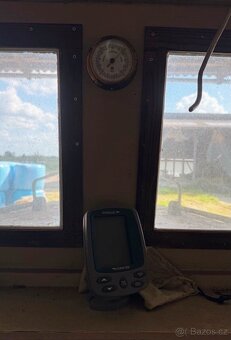 Motorová kajutová loď 7.6 m - 6