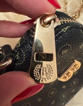 Taštička / pouzdro / kabelka přes rameno. - 6