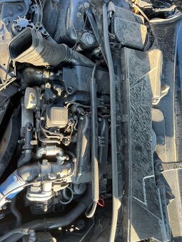 Komplet na náhradní díly-BMW E90 320D 120kW - 6