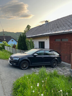 Škoda Octavia III Scout 2.0TDI 135kw DSG 4x4 - 6