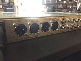 Universal Audio 2192 - DACADC Master Audio Interface & Wordc - 6