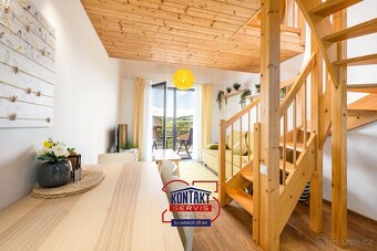 Nabízíme k prodeji zařízený mezonetový apartmán 2+kk, 73 m2 - 6