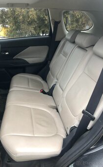 Mitsubishi Outlander Phev - 6