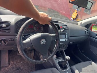 vw golf 1,6 75kw - 6