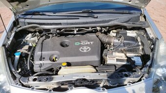 Prodam toyota corolla verso - 6