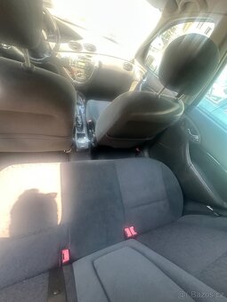 Ford Focus 2000 - 6