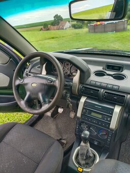 Land Rover Freelander 2.0 TD - 6