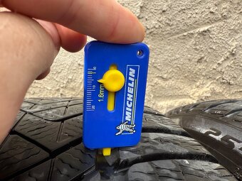 Sada zimních pneu Pirelli 255/40 R20 - 6