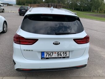 Kia Cee´d SW CD 1,6 CRDi 2020 Automat 1.majitel - 6