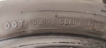 Dunlop 185/60 R15 88T 5-5,5mm - 6