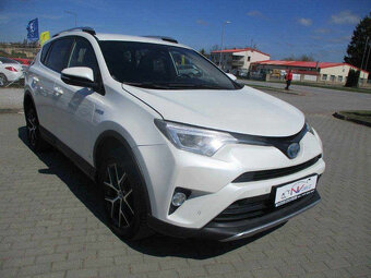 TOYOTA RAV4 2.5Hybrid 145 kW Executive e-CVT 12/2016 - 6
