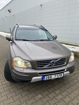 Volvo XC90 2,4 D5 AWD CZ 7 míst DPH - 6
