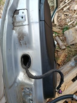 Dveře stříbrný golf 4 - 6