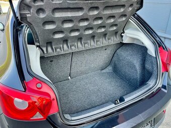 Seat Ibiza 1.4i 16V 63kW Style TEMPOMAT El. okna KLIMA 2010 - 6