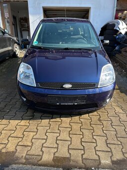 Ford Fiesta 1.6i - 6