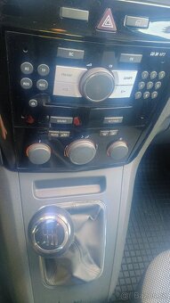 Opel Zafira B 1.7 cdti diesel rok 2013 - 6