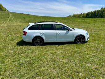 Škoda Octavia 3 RS /DSG/Bílá - 6