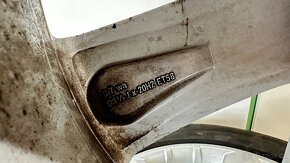 MERCEDES GL ML R20' ORIG ALU KOLA 275/50/20 4MM - 6