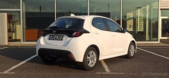 Toyota Yaris 1.5 92 kW Benzín Úplně Nové 162 Km - 6