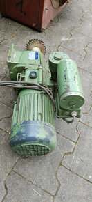 Elekrto motor s převodovko - 6