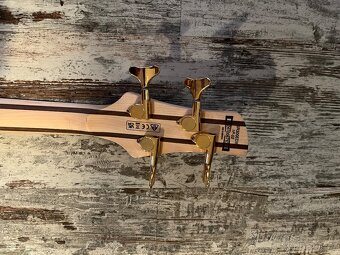 BASOVÁ KYTARA IBANEZ - 6