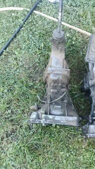 Náhradní díly Suzuki samurai Vitara jimmy i celá auta - 6