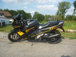 Honda CBR 1000 F - 6