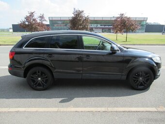 AUDI Q7 3.0TDi DSG - 6