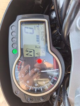 Suzuki GSR 750 r. 2011 82kw - 6