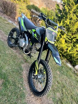 Stomp YX 140 - 6