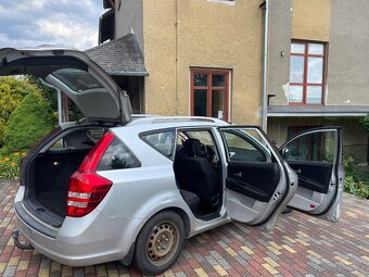 Kia cee'd, 1. generace - 6