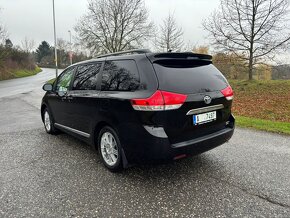 Sienna 3.5 V6 4WD automat 7 místné DPH sleva 50 000 Kč - 6