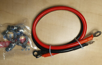 Měnič 12V / 220 V, 5000/2200W, čistý sinus - 6