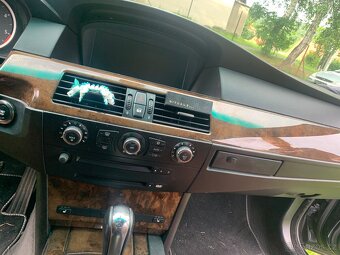 Bmw E61 530D - 6