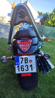 SUZUKI INTRUDER M1800R - 6