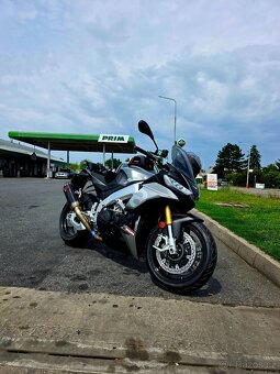 Aprilia Tuono V4 1100RR - ČR, stav nové motorky, Akrapovič - 6