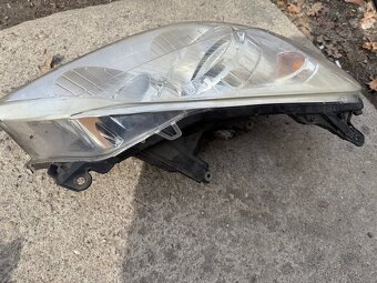 Přední světla Opel  astra H - 6