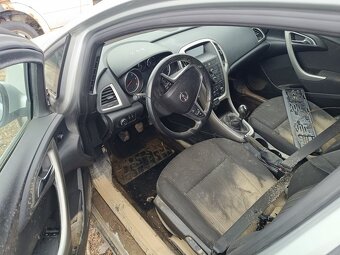 ND z Opel Astra 1248.cm3 70.kw nafta r.v.2011 (K49) - 6
